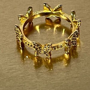 Gold Butterfly Ring by 📦%